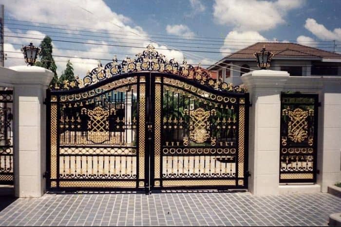 Mỗi kiểu dáng cổng nhà tạo nên màu sắc độc đáo, mới lạ